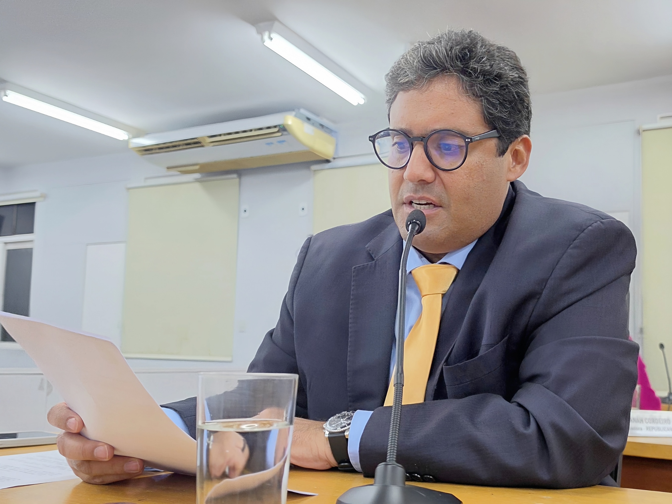 Chicão cobra presença de profissionais para perícias médicas no INSS de Corumbá